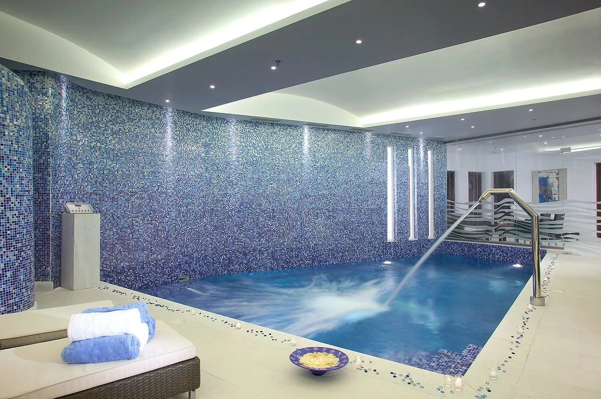 Piscine du Spa, Petasos Beach Resort & Spa