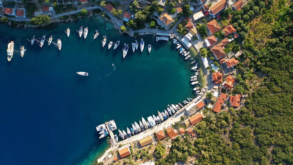 Village de Kioni, Ithaque, Îles Ioniennes, Grèce