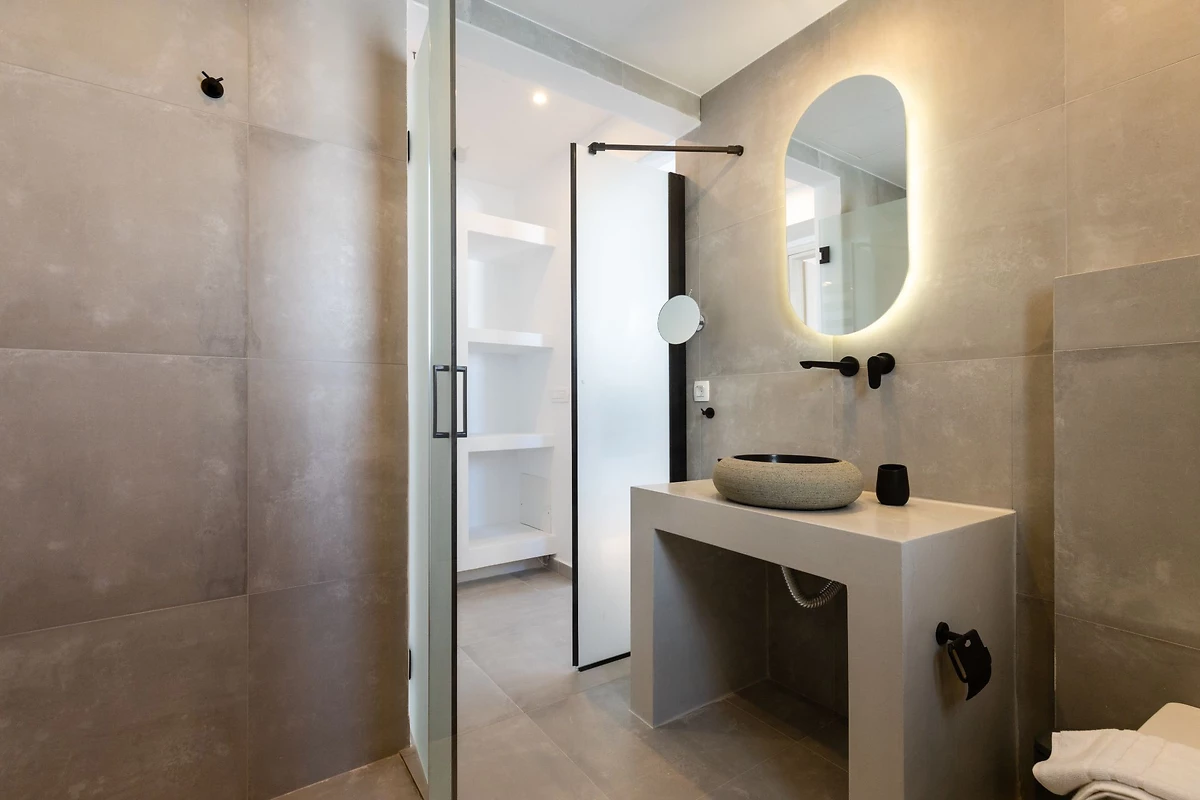 Salle de bains, Serapias Suites
