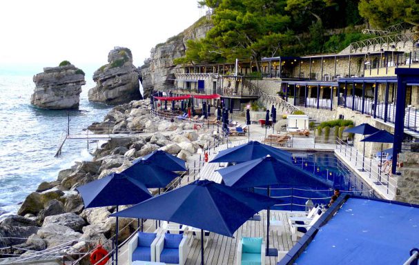 Terrasse et restaurant, hôtel Capo La Gala Hotel & Spa, Vico Equense, Campanie, Italie