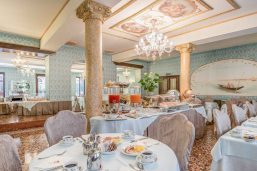 Salle petit déjeuner, Hotel Giorgione, Venise, Italie