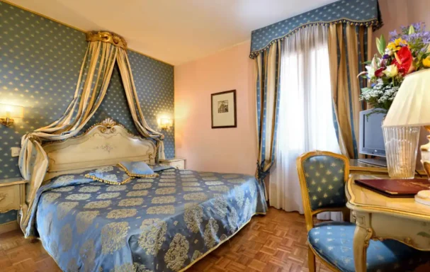 Chambre supérieure, Hotel Royal San Marco