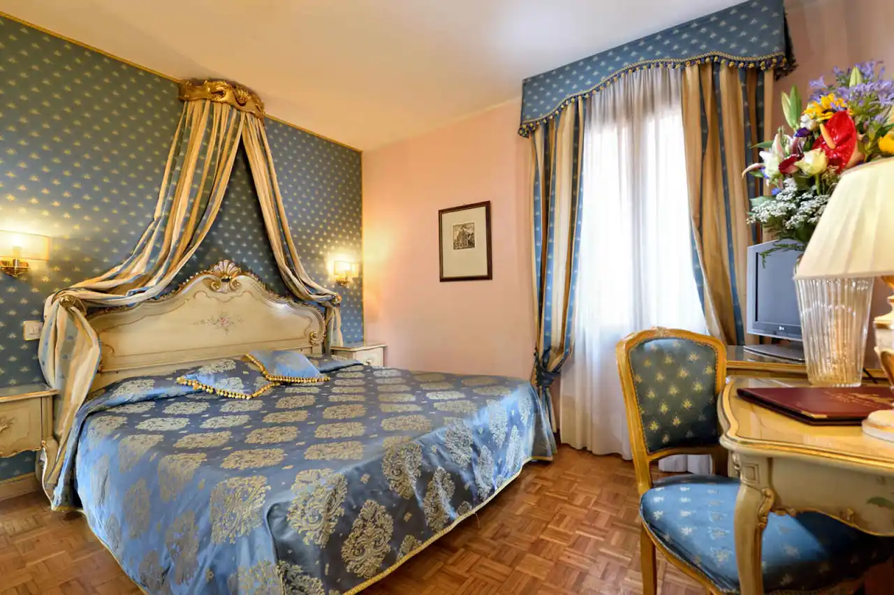 Chambre supérieure, Hotel Royal San Marco