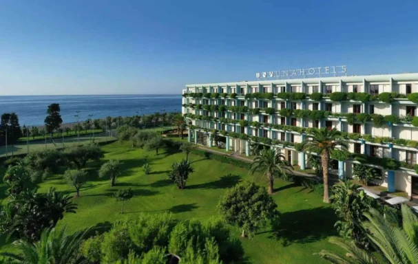 Façade de l'hôtel, UNAHOTELS Naxos Beach Sicilia, Sicile, Italie