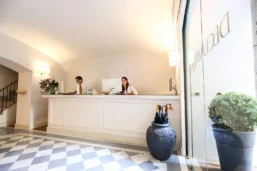 Réception, Decumani Hotel de charme, Naples, Italie