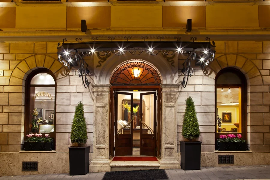 Façade extérieure, hôtel Albergo Ottocento, Rome