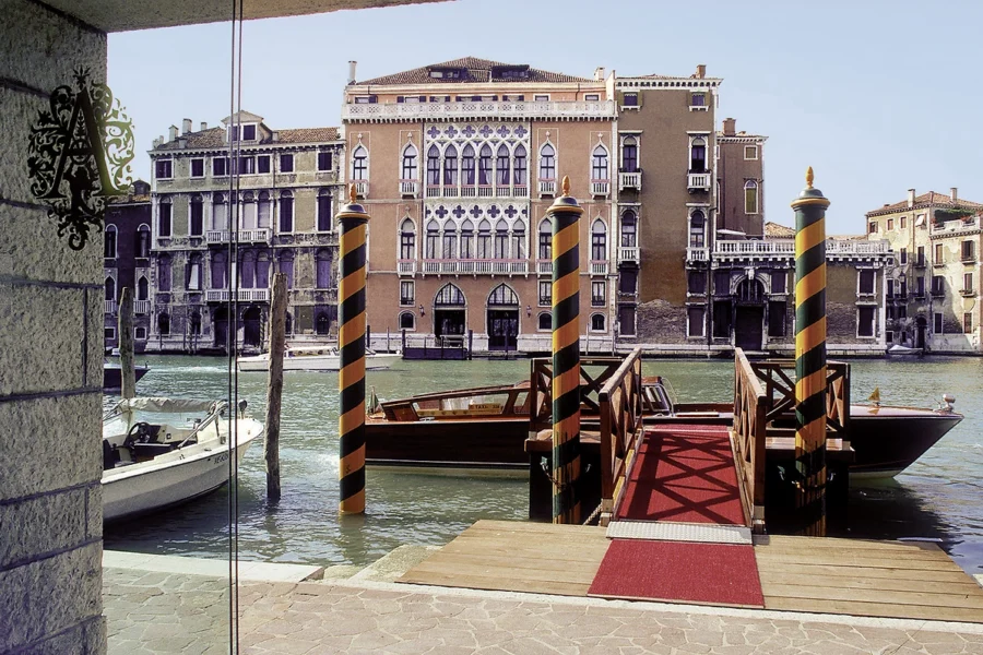 Quai de l'hôtel, hôtel Palazzo Sant'Angelo, Venise, Italie