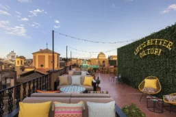 Bar, Rooftop, Hey Güey, Chapter Roma