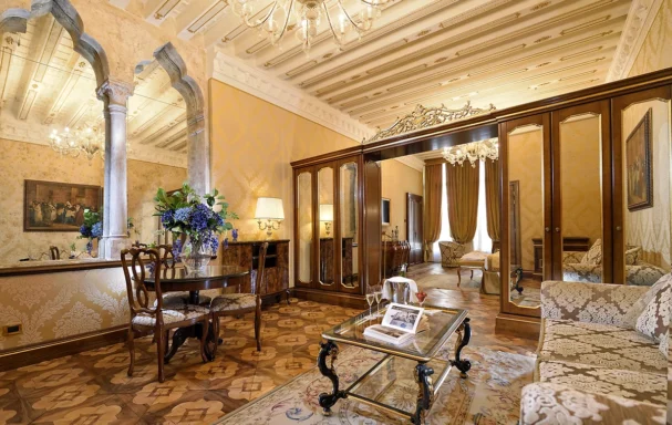 Suite Luxury, Hôtel Ai Reali, Venise, Italie.