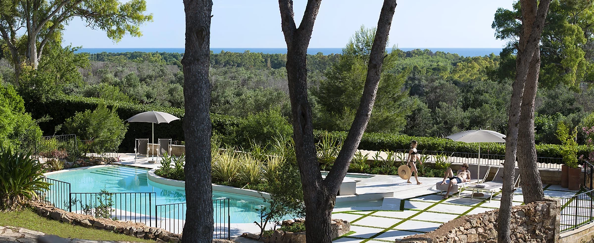 Piscine de l'hôtel, hôtel Masseria Fontanelle