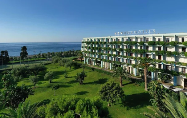 Façade de l'hôtel, UNAHOTELS Naxos Beach Sicilia, Sicile, Italie