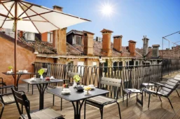 Terrasse rooftop, Hotel L'Orologio Venezia, Venise, Italie