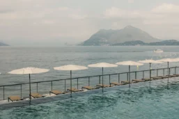 Vue depuis la piscine de l'hôtel, hôtel La Palma