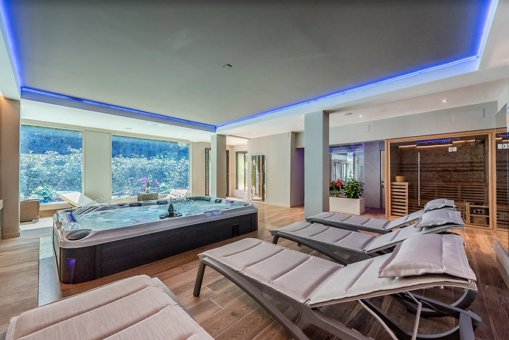 Bain à remous, Spa, Acacia Palace, Sicile, Italie