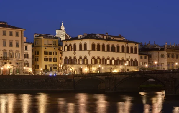 Vue extérieure de l'hôtel de nuit, Leone Blu Suites | UNA Esperienze