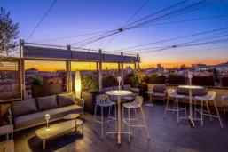 Bar de l'hôtel, Monti Palace Hotel