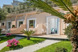 Extérieur des suites, Miramare Hotel Sorrento, Sorrente, Italie